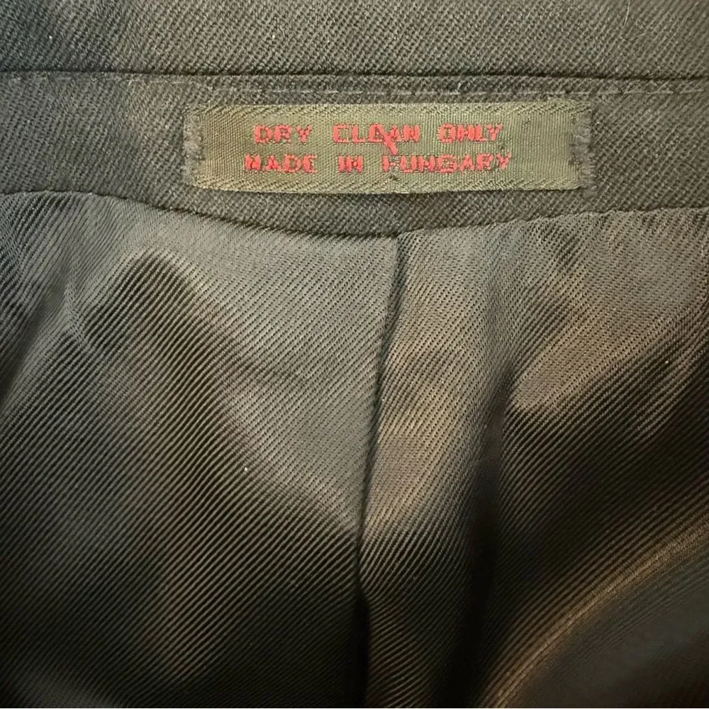 Elegant Black Double-Breasted Vintage André Villard 100% Wool Men’s Blazer